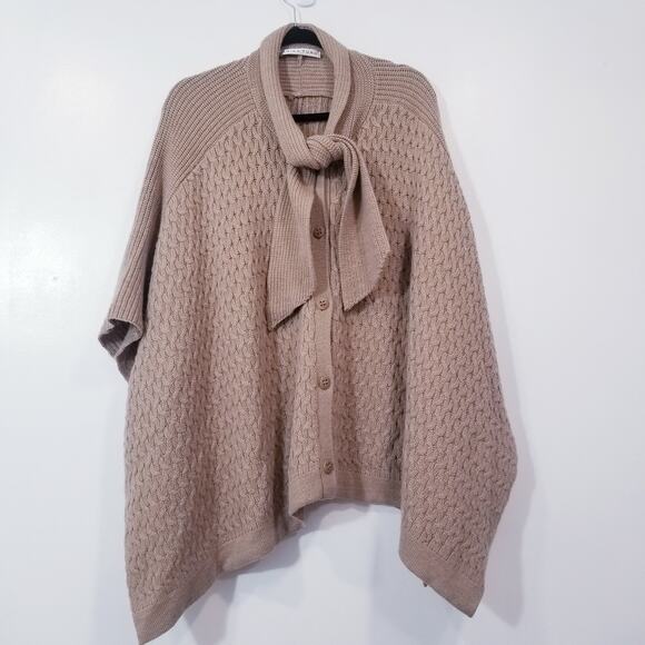 Trina Turk Cable Knit 100% Merino Wool Poncho Sweater Cardigan - Picture 1 of 11